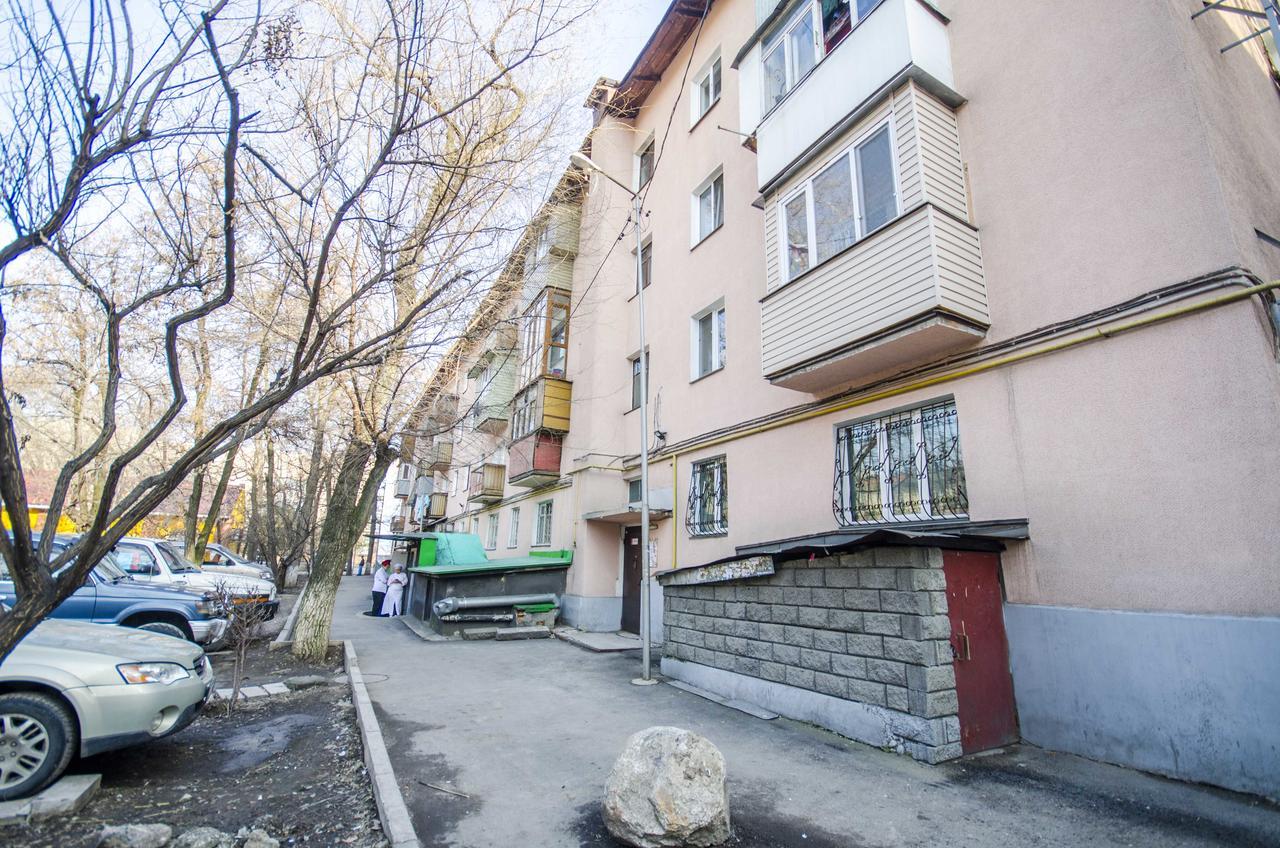 Золотой Квадрат Шевченко 75 Apartamento Almaty Exterior foto