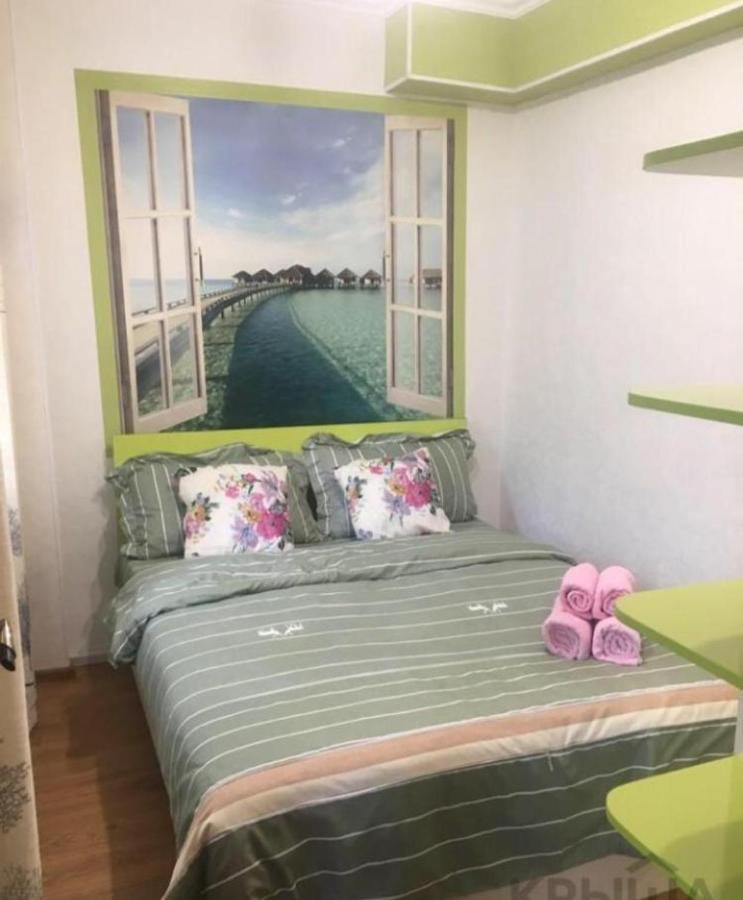 Золотой Квадрат Шевченко 75 Apartamento Almaty Exterior foto